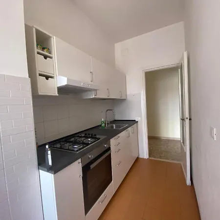 The Italian House In A Pochi Passi Dalla Metro A Apartamento