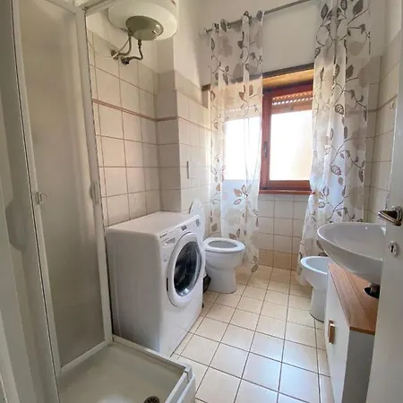 The Italian House In A Pochi Passi Dalla Metro A Apartamento Roma