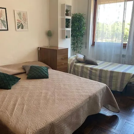 The Italian House In A Pochi Passi Dalla Metro A Apartamento Roma