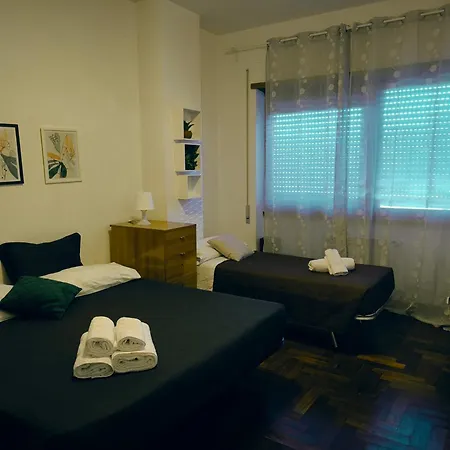 The Italian House In A Pochi Passi Dalla Metro A Apartamento *