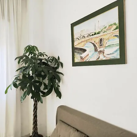 The Italian House In A Pochi Passi Dalla Metro A Apartamento