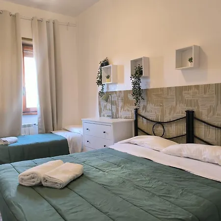 The Italian House In A Pochi Passi Dalla Metro A Apartamento Roma