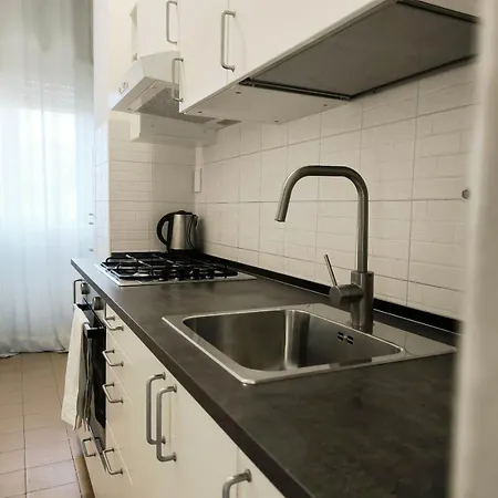 Apartamento The Italian House In A Pochi Passi Dalla Metro A Roma