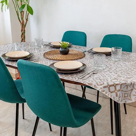 Apartment The Italian House In A Pochi Passi Dalla Metro A