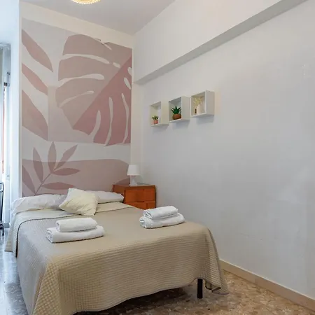 Apartment The Italian House In A Pochi Passi Dalla Metro A